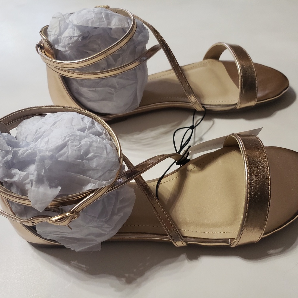 Metallic Strappy Flat Sandal - Picture 5 of 5